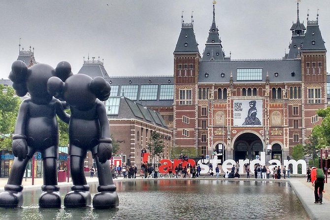 Taxi from a hotel in Amsterdam to the cruise port in Amsterdam - Who will appreciate this transfer most