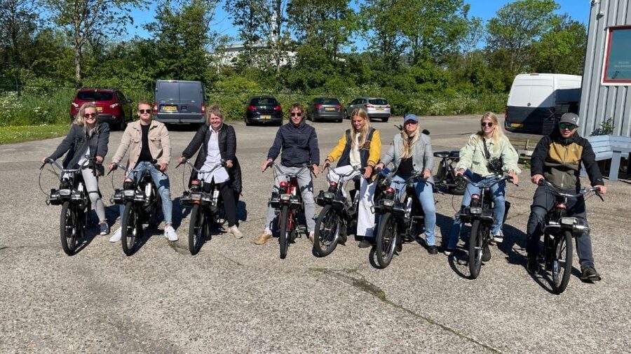 Texel: Solex Moped Rental - The practical safety and insurance details