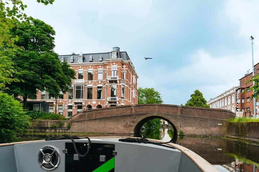 The Hague: Canal Cruise with music from local artists - Practical verdict: book it if you want character