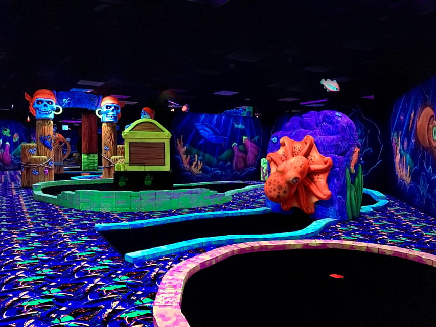 The Hague: Glowgolf Glow in the Dark Indoor Minigolf - Booking flexibility and simple planning tips