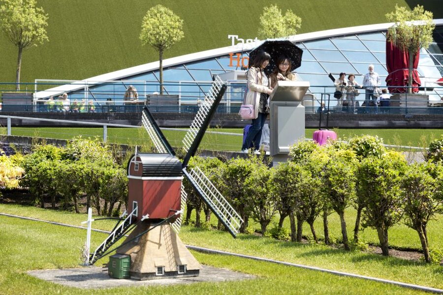 The Hague: Madurodam Miniature Park Entry Ticket - What Madurodam is really like