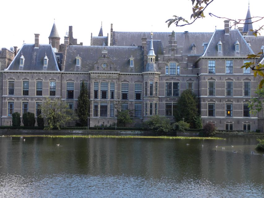 The Hague: Old City Private Walking Tour - Voorhout’s lime trees and The Hague’s grand avenues