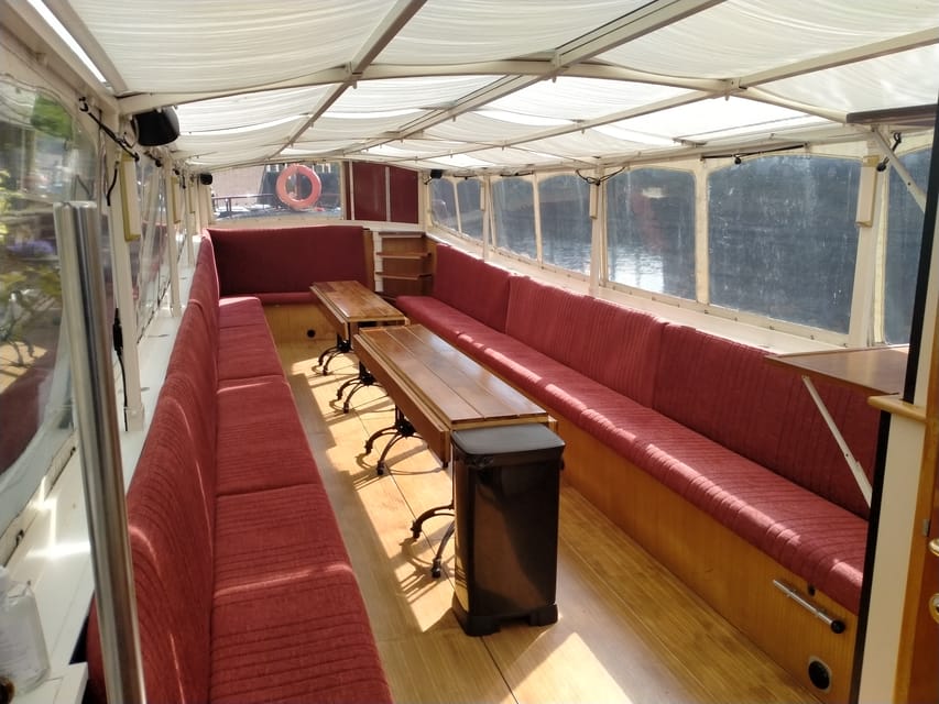 The Hague: One Way Boat Ticket to or from Delft - Who will enjoy this cruise most?