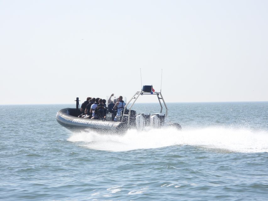 The Hague: Powerboat Tour Scheveningen - Sharp turns, spray, and coastal views