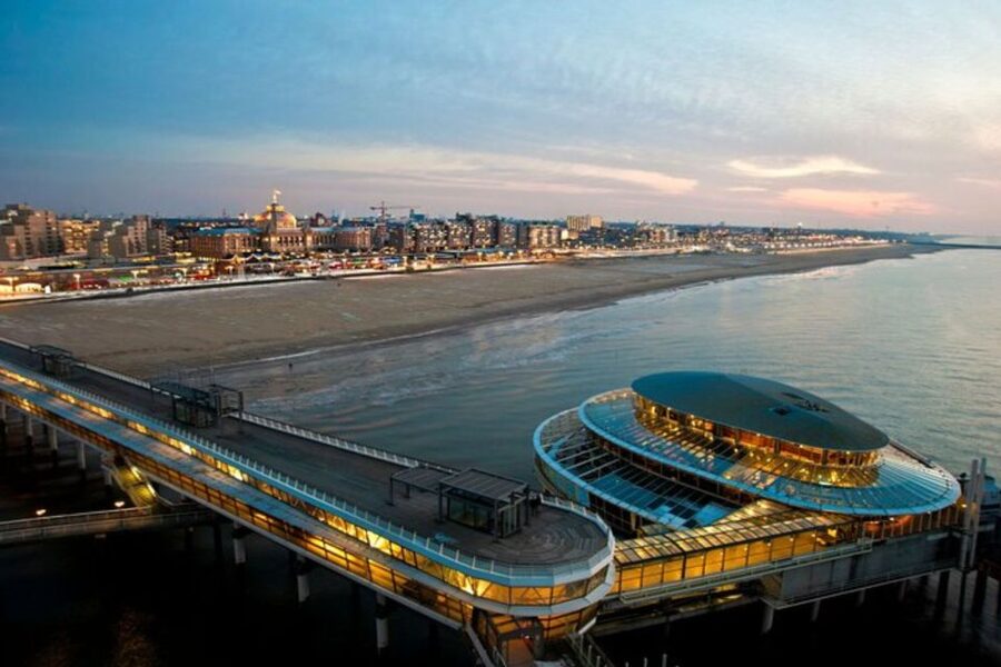 The Hague: Private Custom Walking Tour With A Local Guide - What your two to eight hours can include