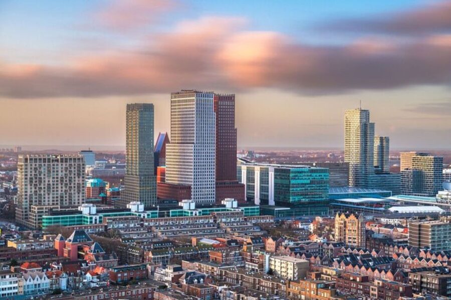 The Hague: Private Custom Walking Tour With A Local Guide - Starting at your hotel and getting around