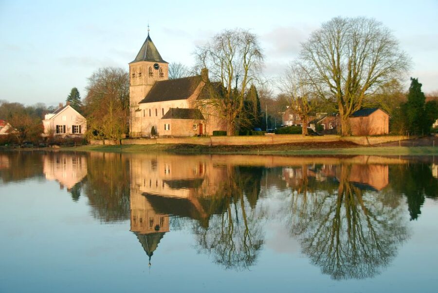 The Netherlands: WW2 Private Day Trip - What the private format changes