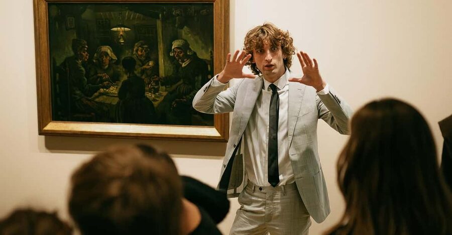 Tour in Spanish: Van Gogh Museum Private Tour - Mental anguish without turning the artist into a myth