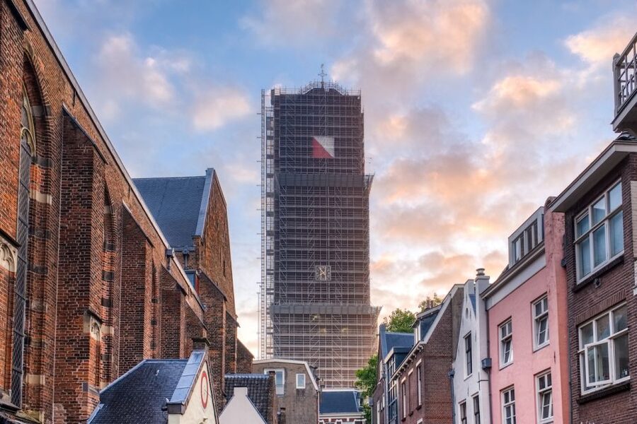 Utrecht: Dom Tower Entry Ticket and Guided Tour - Four stops that make the climb manageable