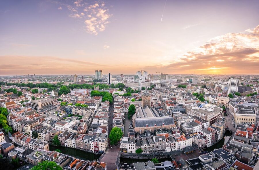 Utrecht: Dom Tower Entry Ticket and Guided Tour - Who should book the Dom Tower?