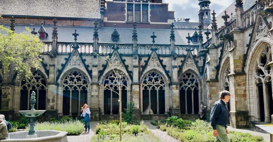 Utrecht: Highlights and Secrets with a Walking Tour - The Dom Church and Utrecht’s main square