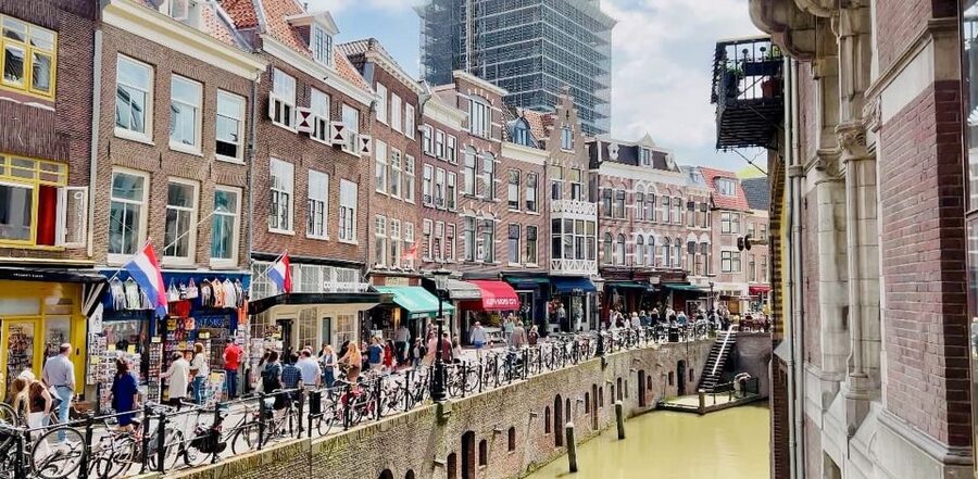 Utrecht: Highlights and Secrets with a Walking Tour - How much value do you get for $175?