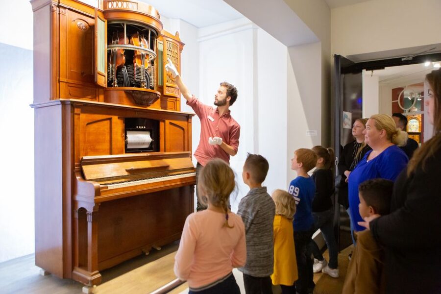Utrecht: Museum Speelklok Entry Ticket - Timing, language, and practical planning