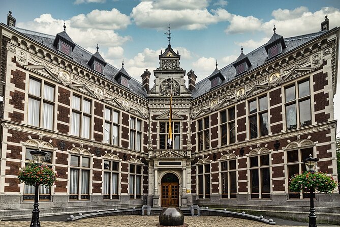 Utrecht Private Walking Tour With A Professional Guide - Dom Tower and Domkerk