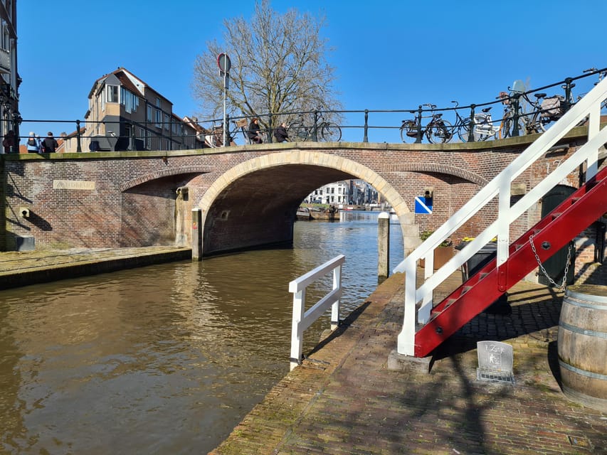 Utrecht Quiz Tour - The city crane and the smaller details