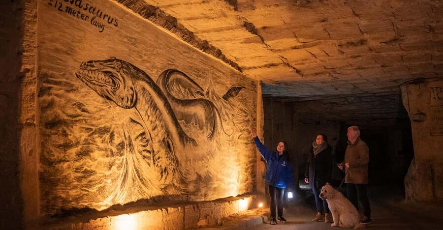 Valkenburg: Municipal Cave Guided Tour - What the marlstone tells you about the cave