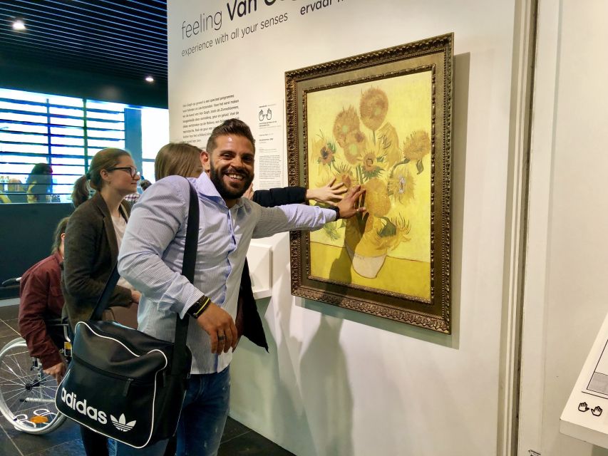 Van Gogh & Rijksmuseum Masterpieces Guided Tour 8 guests 5h - Lunch at Cobra Café
