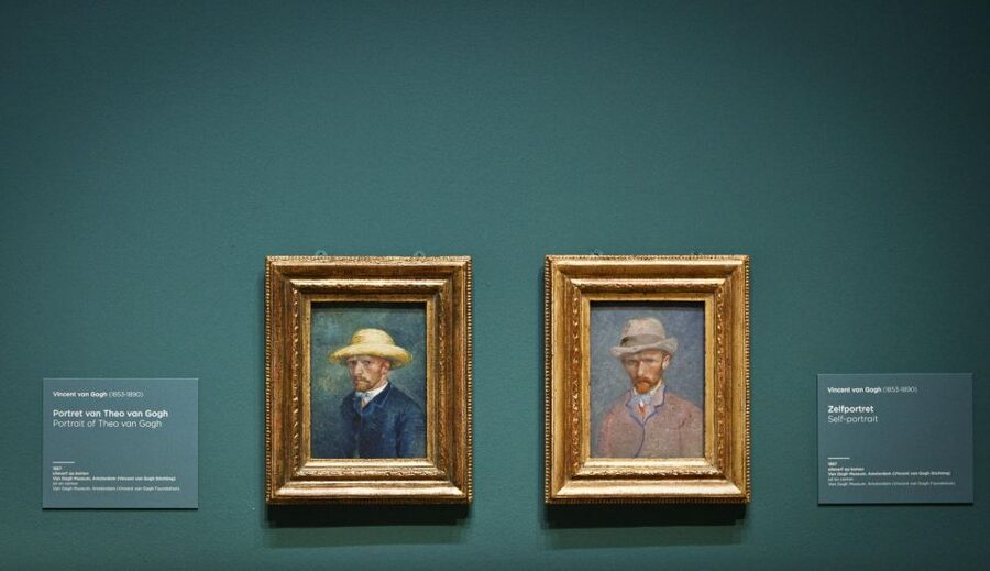 Van Gogh & Rijksmuseum Masterpieces Guided Tour 8 guests 5h - What the Small Group Changes