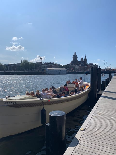 Visit Amsterdam by Boat with a French Guide (french) - Oude Kerk and the Red Light District