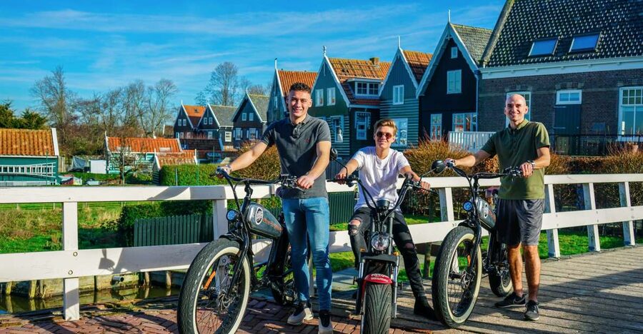 Volendam: E-Fatbike Rental - What the self-guided format is really like