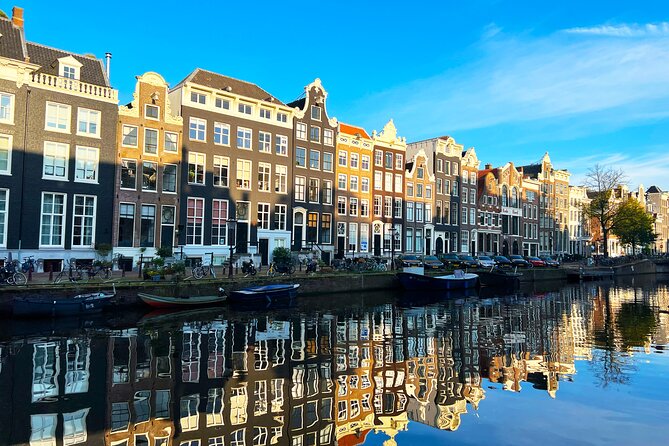 Walking Tour about Golden Age Architecture, private local guide - Jordaan, workshops, and gevelstenen