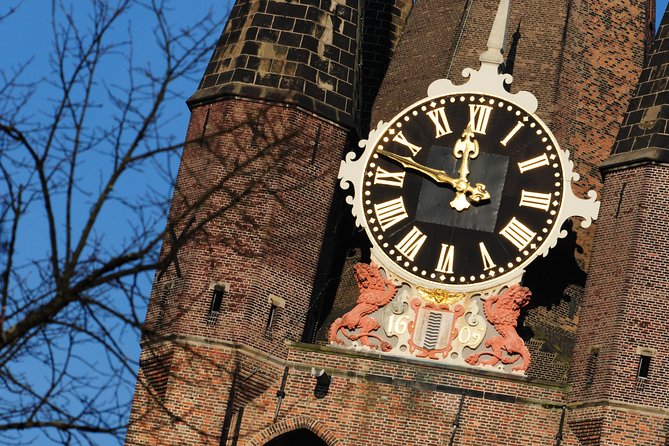 Walking Tour of Delft - The City of Orange and Blue - Starting at the New Church and royal vault