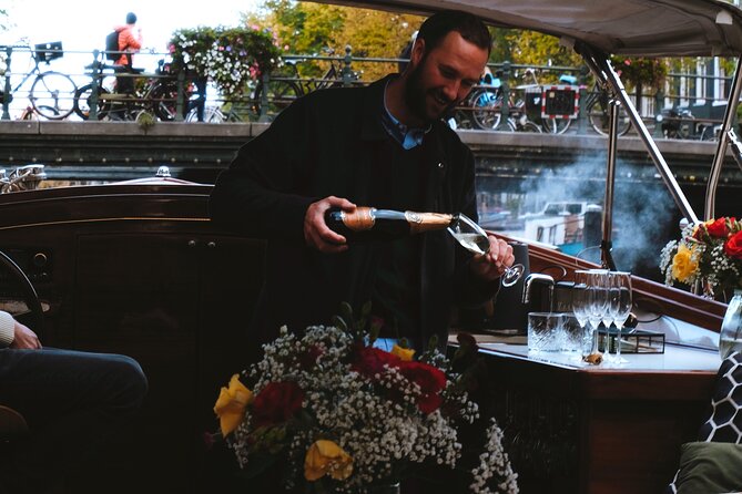 Winter Canal Cruise in Amsterdam - Why a winter canal cruise works in Amsterdam