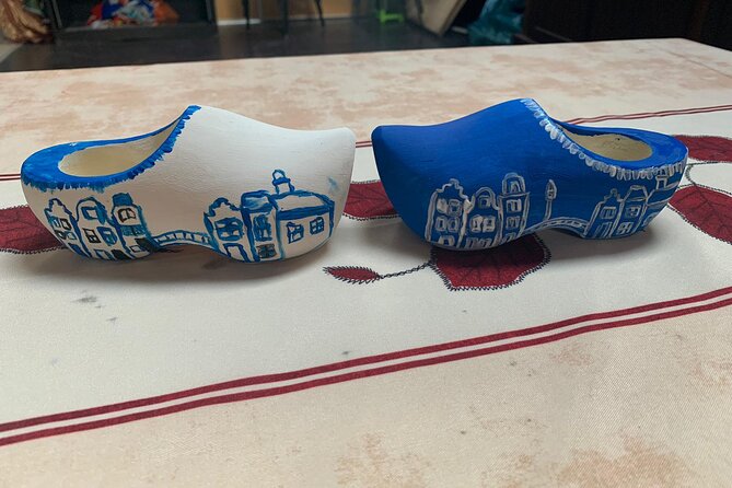 Wooden Shoes Painting Private Workshop in Simonehoeve - What happens after the paint goes on