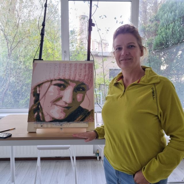 Zaandam: Paint a Perfect Portrait workshop - Who Will Enjoy This Most