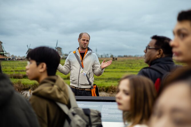 Zaanse Schans and Cheese Tasting Guided Tour from Amsterdam - The clog museum and wooden shoe workshop