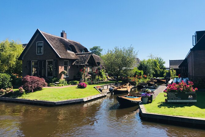 Zaanse Schans and Giethoorn Small-Group Tour with Hotel Pick-Up - Key points to know before booking