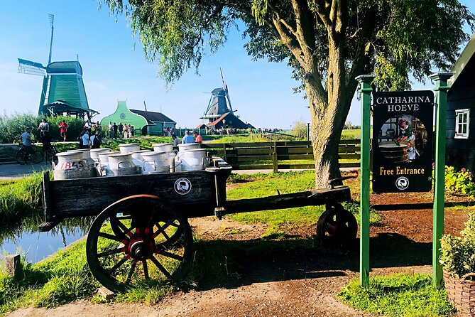Zaanse Schans and Giethoorn Small-Group Tour with Hotel Pick-Up - Transport, pickup, and the real cost of the day