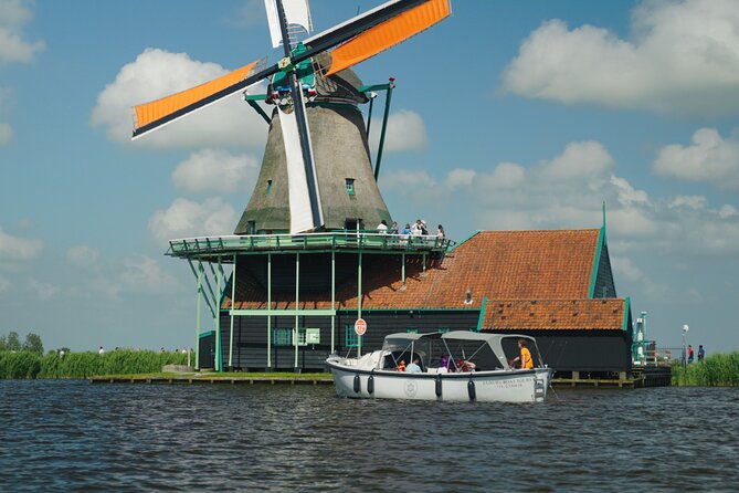 Zaanse Schans Windmill Cruise - UNESCO Windmills With Live Guide - Who will get the most from this cruise