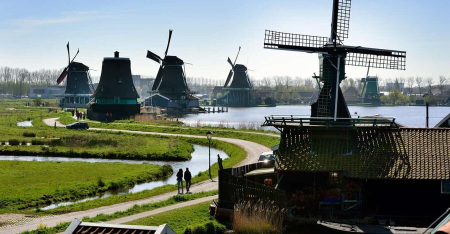 Zaanse Schans: Windmill & Museum Entry Ticket w/ Audio Guide - Why Zaanse Schans is more than a windmill photo stop