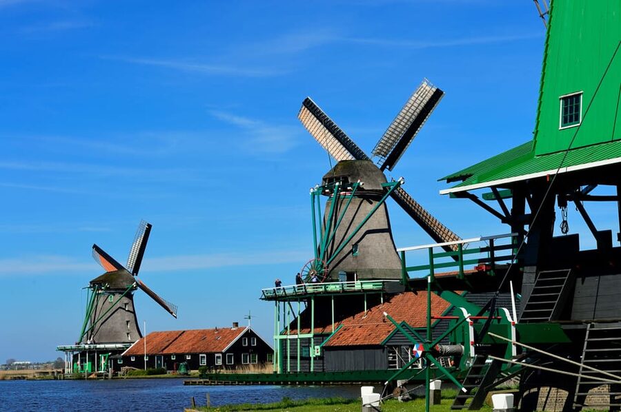 Zaanse Schans: Windmill & Museum Entry Ticket w/ Audio Guide - Zaanse Tijd Museum and the World of Windmills Museum