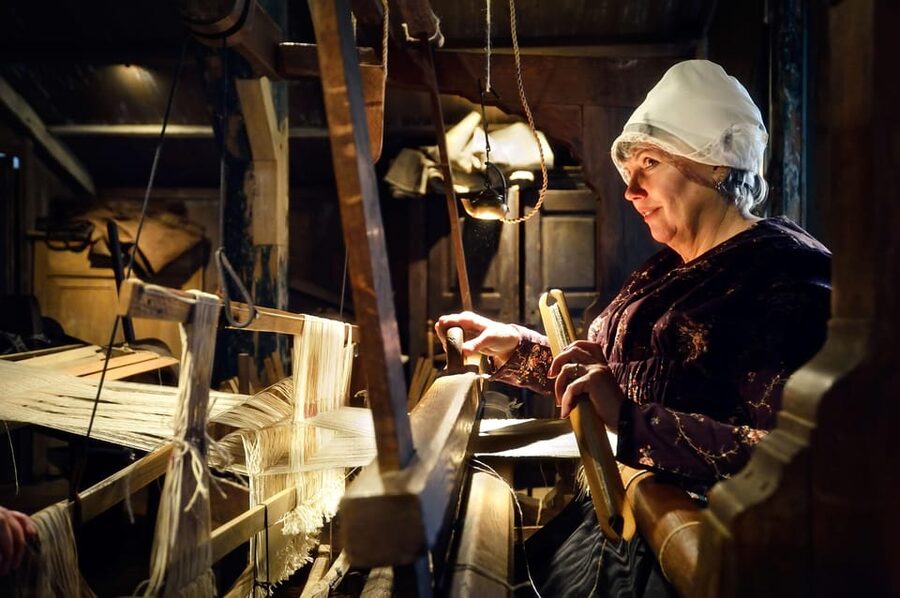 Zaanse Schans: Windmill & Museum Entry Ticket w/ Audio Guide - Who will get the most from this experience