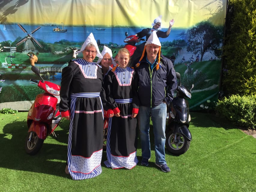 Zaanse Schans: Windmills, Clogs & Cheese by Electric Scooter - Smart preparation for the day