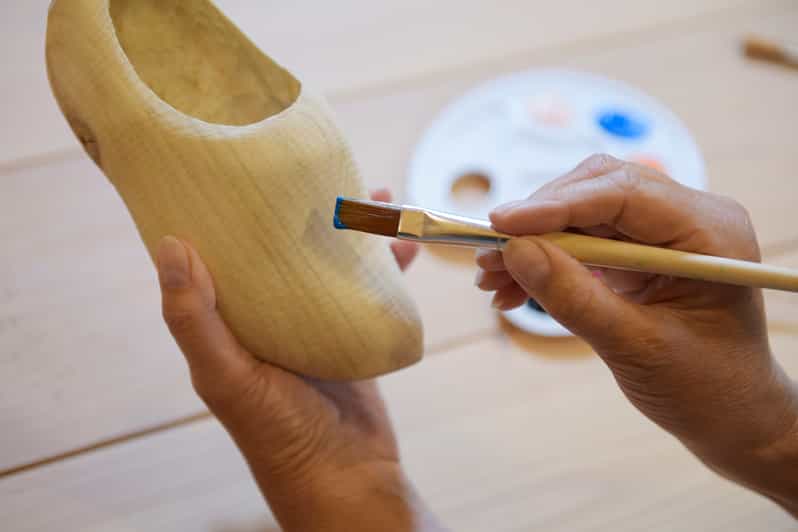 Zaanse Schans: Wooden Shoe Painting Workshop - Key Points Before You Book