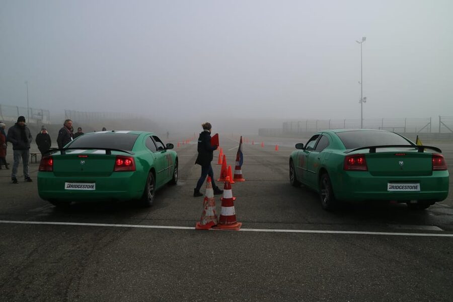 Zandvoort: Driving Experience at the Formula 1 Race Track - The BMW 1-series gives you a more familiar reference