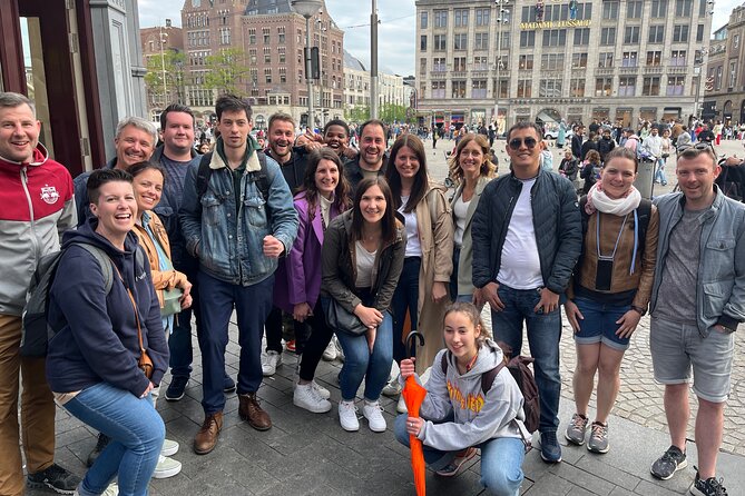 Zen Amsterdam Tour : Alternative History and High Experiences - Begijnhof: a quiet start in the old center