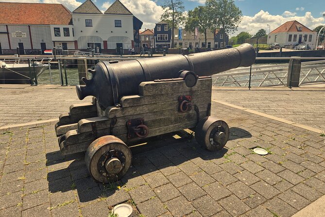 Zierikzee: Story tour The Legends NL/EN - The town hall, justice, and Zierikzee’s trade